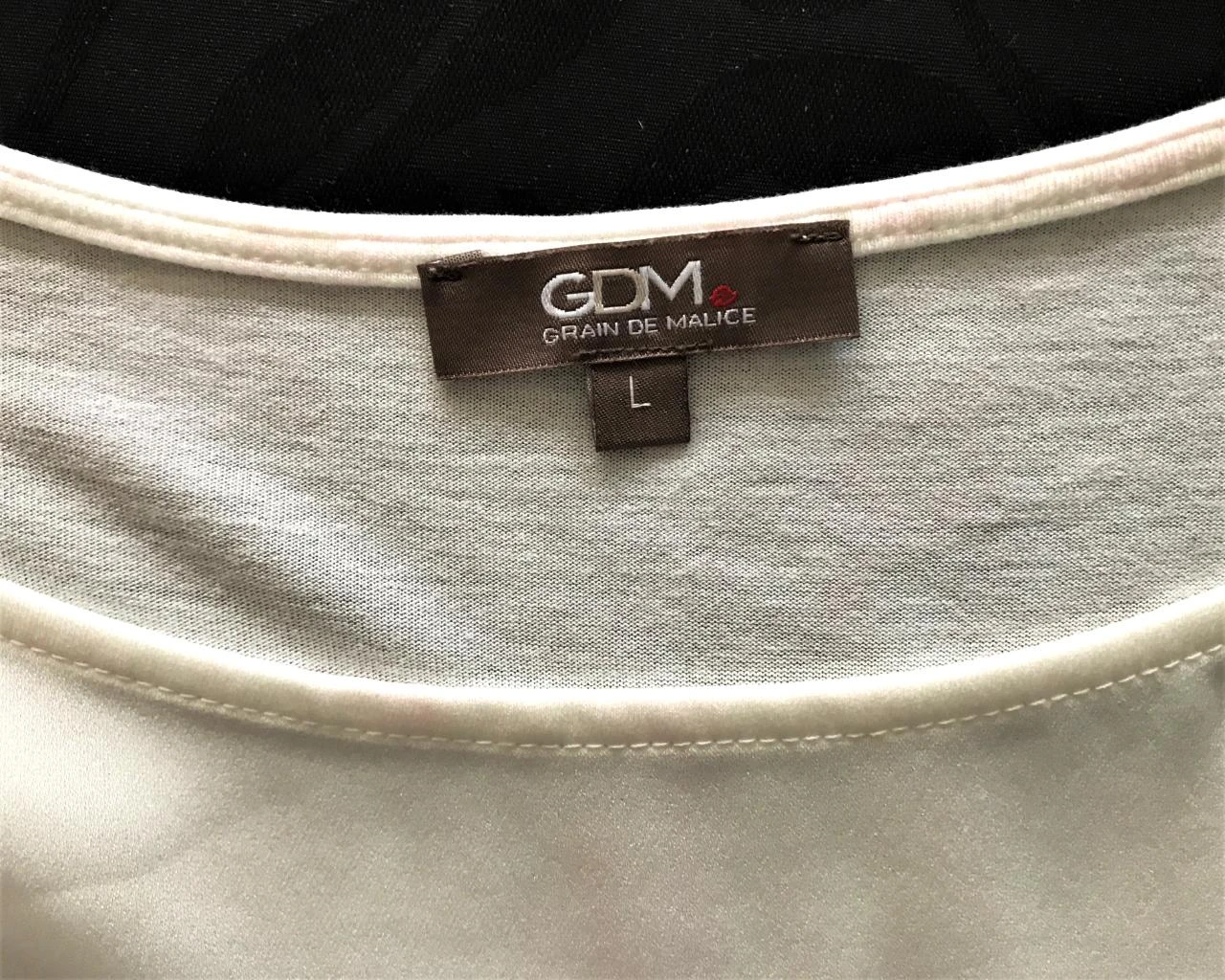 GDM Large blusa fina con estampado en el frente. – photo 5